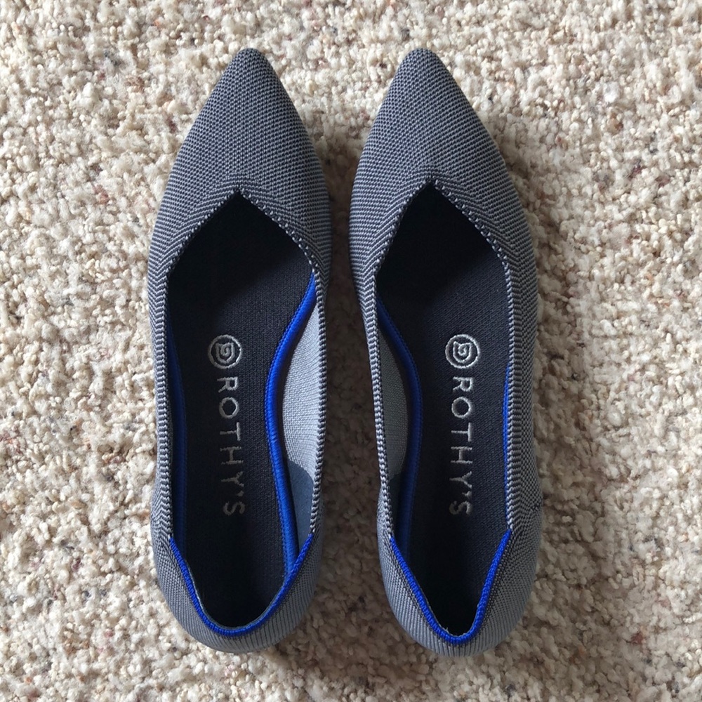 Rothy’s 7.5 “The Point” Cloud Grey Birds Eye.